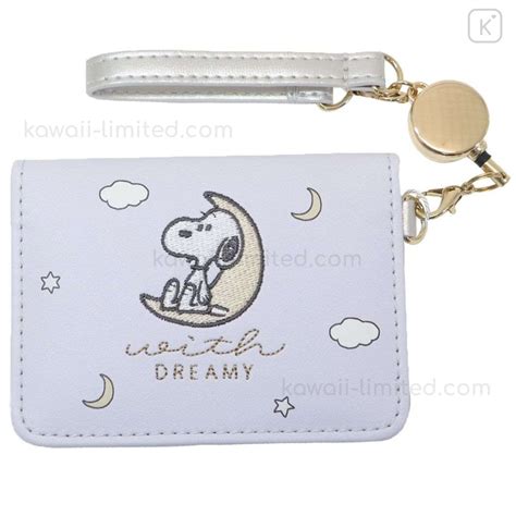 Japan Peanuts Fold Pass Case With Reel Snoopy Dreamy Light Purple