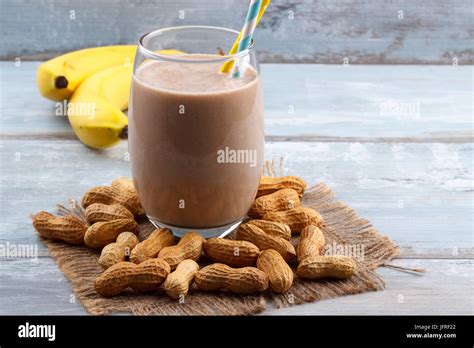 Peanut Butter Banana Oat Smoothie Stock Photo Alamy