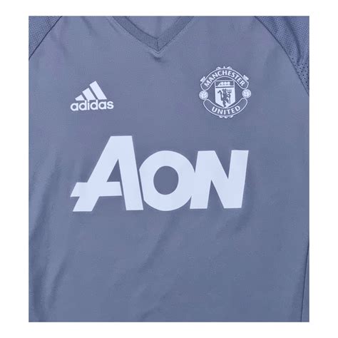 Manchester United 2017/18 Training Jersey | Upcycled Locker