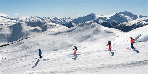 Adult Ski & Snowboard Lessons | Tourism Whistler