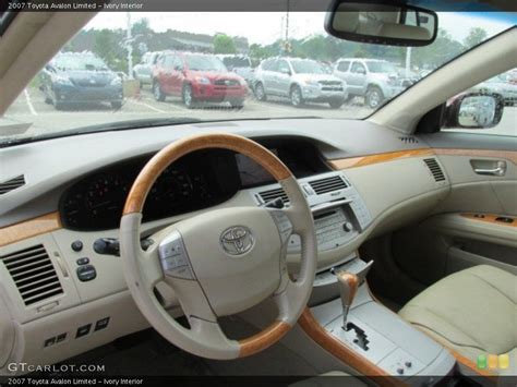 Ivory Interior Dashboard For The 2007 Toyota Avalon Limited 82237069