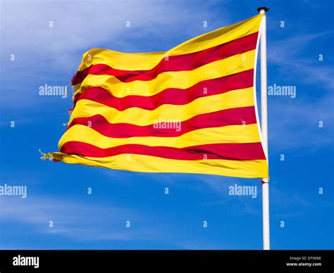 Catalonian Flag High Resolution Stock Photography And Images Alamy