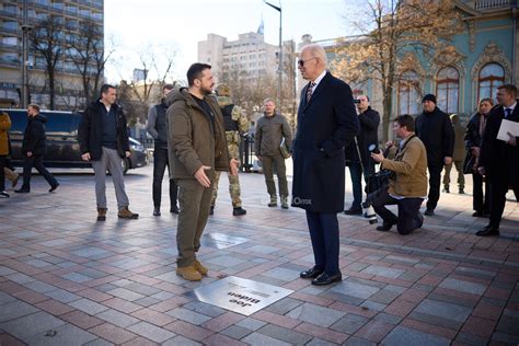 Joe Biden Realiza Visita Sorpresa A Ucrania Y Anuncia 500 Millones De Dólares En Ayuda Militar