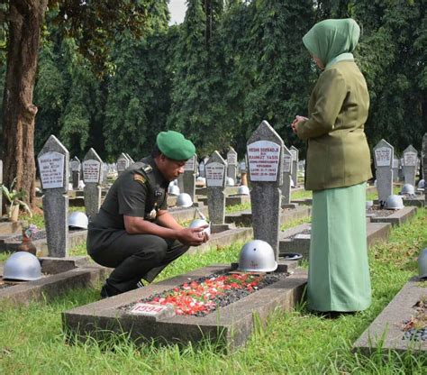 Jelang HUT Ke 72 Penerangan TNI AD Dispenad Gelar Ziarah Dan Anjangsana