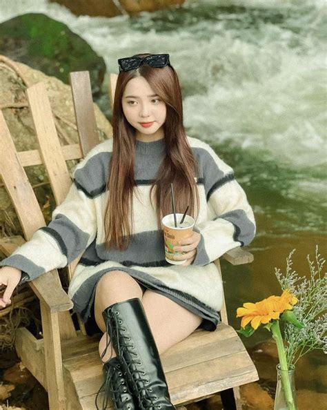 Hình ảnh hot tiktoker Cindy gợi cảm ngây thơ thu hút mọi ánh nhìn