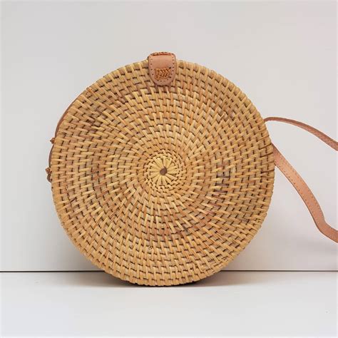 Round Rattan Bali Bag Button Clip Natureel Duabags Round Rattan Bali Bag