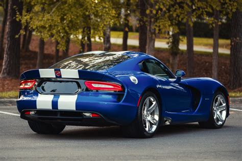 Rare Srt Viper Gts Launch Edition Leaves Fang Marks