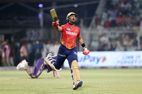 Young Shashank Singh On His King Sized Knock Vs Kkr Rediff Cricket