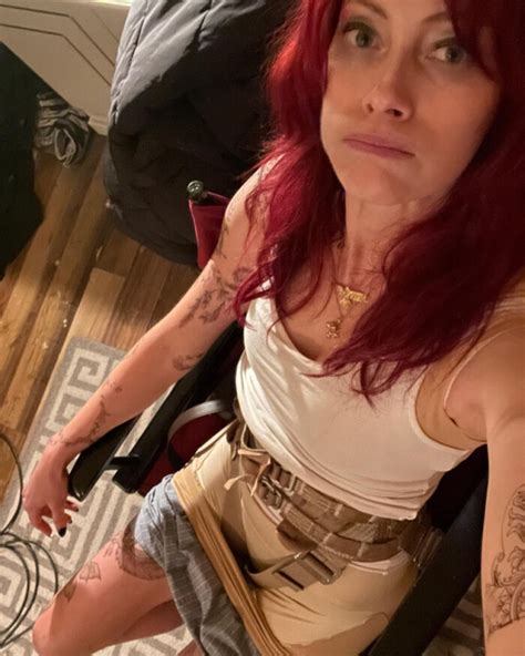 Celeb Alyssa Sutherland Nude Photo Thefappening