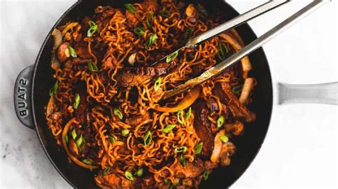 Spicy Korean Beef Noodles Youtube