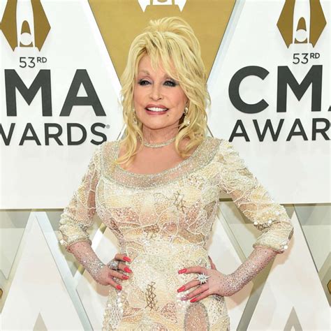 Dolly Parton shares the keys to her 56-year-long marriage to Carl