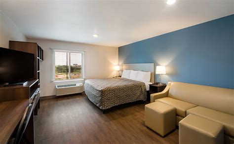 Extended Stay Hotel in Austin, TX | WoodSpring Suites Austin Central