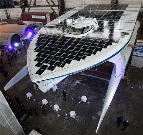 Planetsolar Es El Barco Solar Más Grande Del Mundo Con 500 M2 De Paneles Fayerwayer