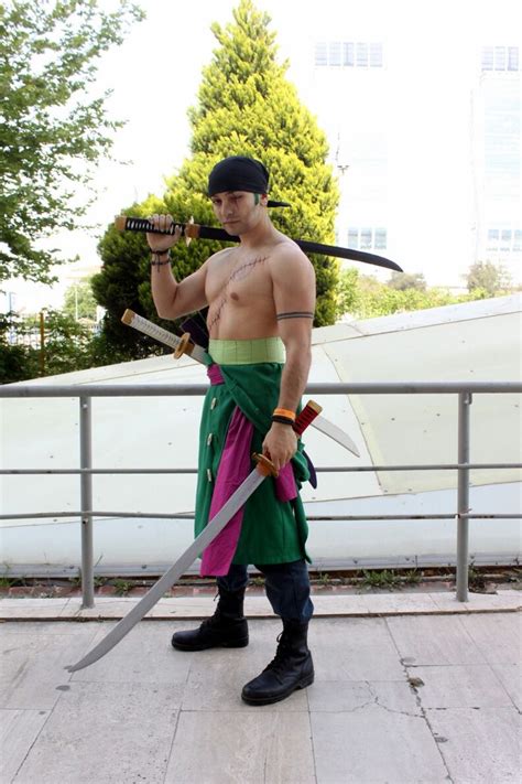 Impressive Roronoa Zoro Cosplay A Tribute To One Piece