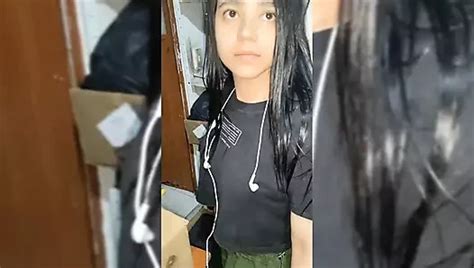 Colombiana Delgada Con La Vagina Peluda Es Follada En Casa De Su Padre Xhamster