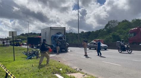 A Gazeta Motorista Morre Em Acidente Na Br Em Viana