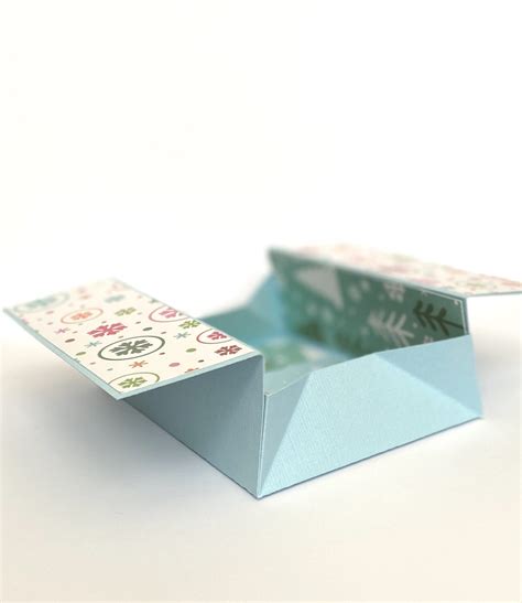 how to fold starbucks gift card box