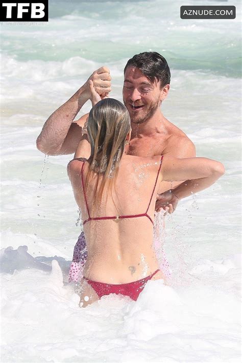 Melissa Cohen Sexy Seen Flaunting Her Fit Body In A Tiny Red Bikini At The Beach In Rio De