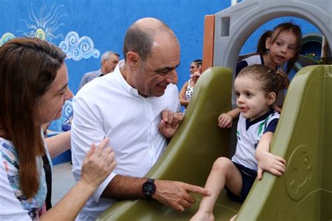 Auricchio entrega novo espaço de lazer em escola do Santa Paula ABCD Real