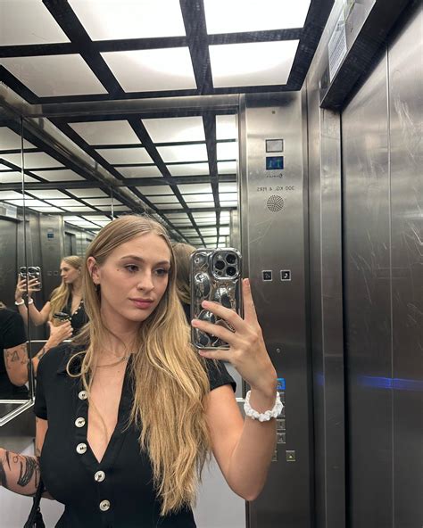 Career Highlights and Professional Profile of Angel Summers 41