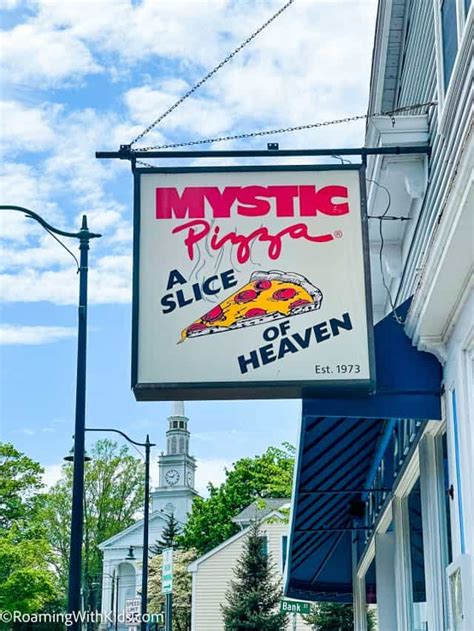 Our Visit to Mystic Pizza Restaurant in Mystic CT