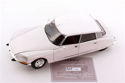 Citroen Ds Pallas Classic White Grauwei Limited Edition