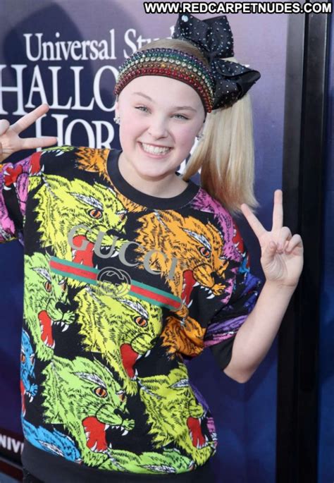 Jojo Siwa Los Angeles Horror Babe Paparazzi Celebrity Beautiful Los