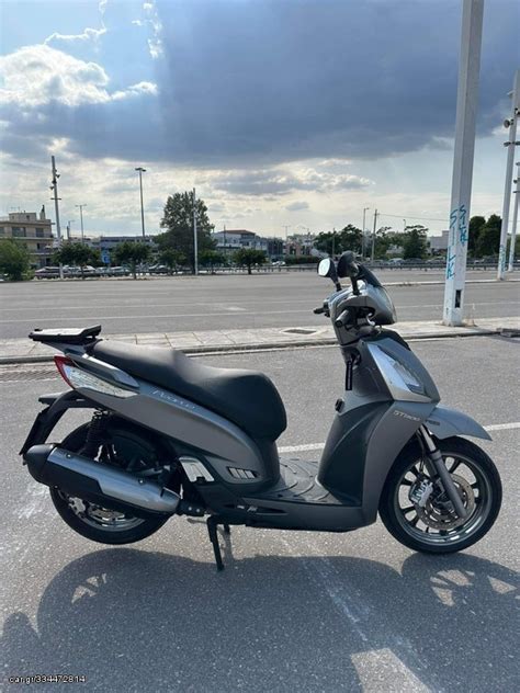 Car Gr Kymco People GT 300i 17