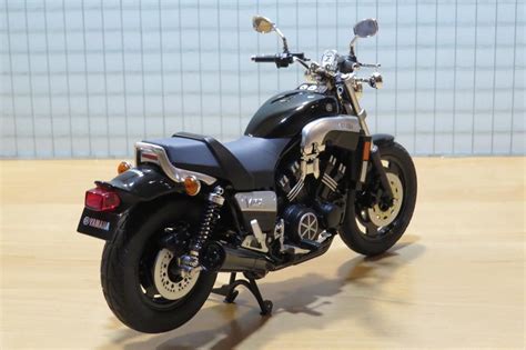 Yamaha V Max 112