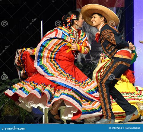 Mexican Dancers Editorial Stock Photo - Image: 47527258