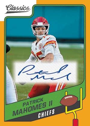 Premium Edition Base Significant Signatures Patrick Mahomes II