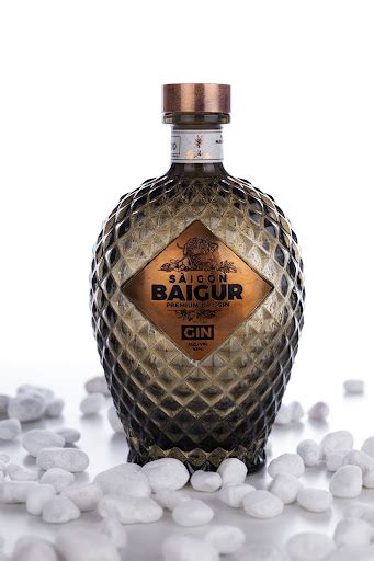 R U Saigon Baigur Premium Gin Cl