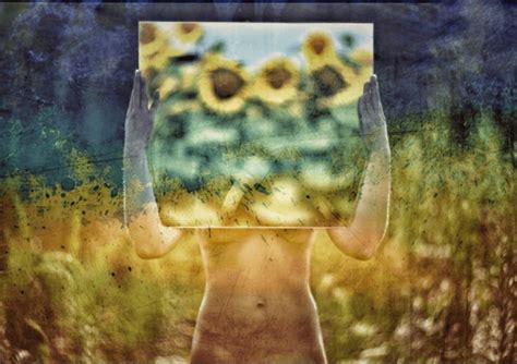 Country girl hot nude Más de ilustraciones y dibujos de stock con licencia libres de regalías