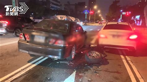 男酒駕連撞4車下車醉醺醺 一吹酒測值0 27