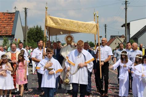 Bo E Cia O Parafia W Wojciecha Wilkowyja