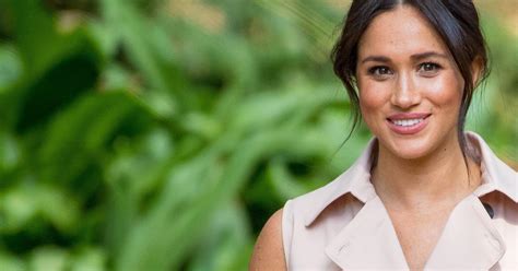 Meghan Markle pourquoi elle ne portait que des vêtements nude à Londres