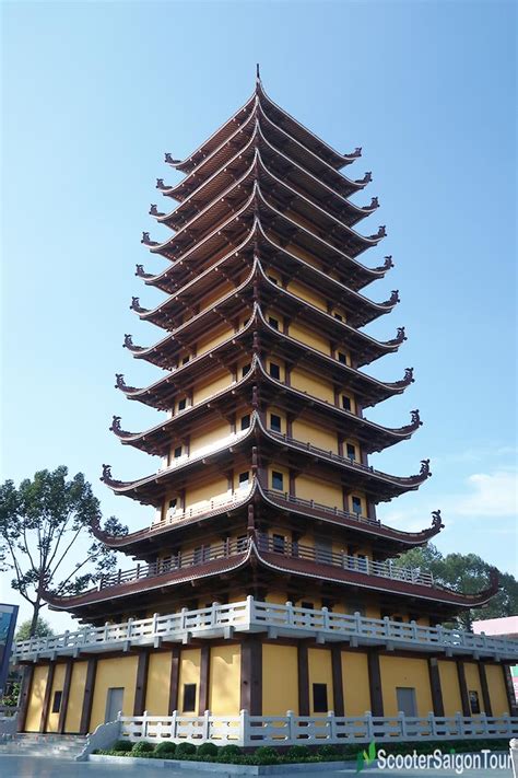 Viet-Nam-Quoc-Tu-Pagoda-Vietnamese-National-Pagoda-tower - Scooter ...