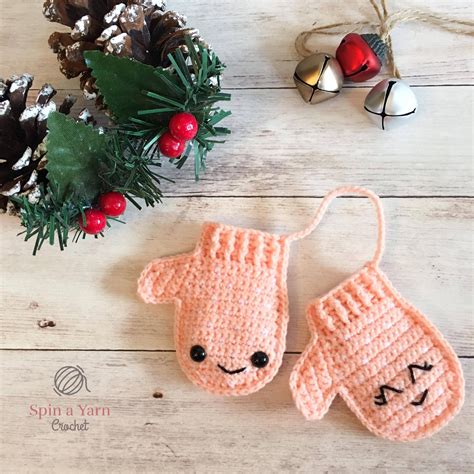 Mittens Ornament Free Crochet Pattern Spin A Yarn Crochet Christmas