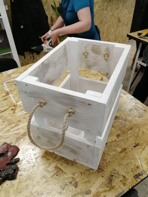 Создание ящика на колесиках | Decorative tray, Trash can, Home decor