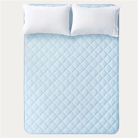 Sourcing Cooling Mattress Protector from China