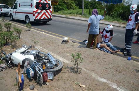 Se registra accidente entre motociclista y vehículo de agencia en