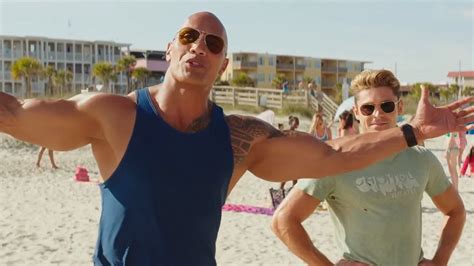 Baywatch Tre Nuovi Spot Tv Per Il Film Con Dwayne Johnson E Zac Efron