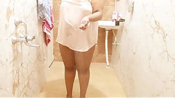 Profesora Tamil Mostrando Las Tetas A Su Estudiante XVIDEOS