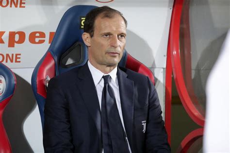 Juve Pari A Crotone Allegri Con Il Napoli Non Firmo Per Il Pari