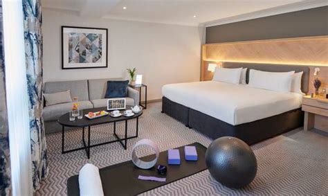 Guest Accommodation & Suite Upgrades | Hilton Croydon Hotel | UK