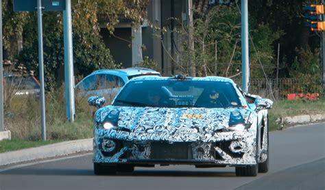 Lamborghini Huracán Replacement Spied Without V10 Exhaust Note