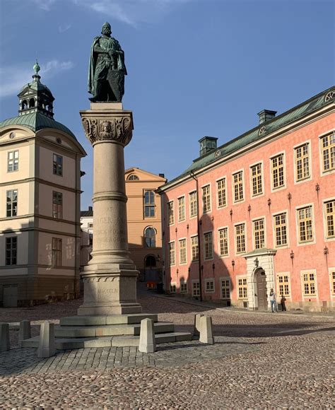 Historiesafari En Stadsvandring I Stockholms Ldsta Kvarter Visit