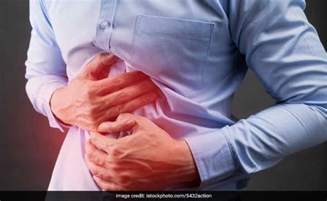 Indigestion बदहजमी और खट्टी डकार से छुटकारा पाने के लिए अपनाएं ये 5