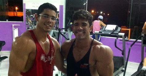 Puberdade GAY Visão privilegiada de quem vai a academia