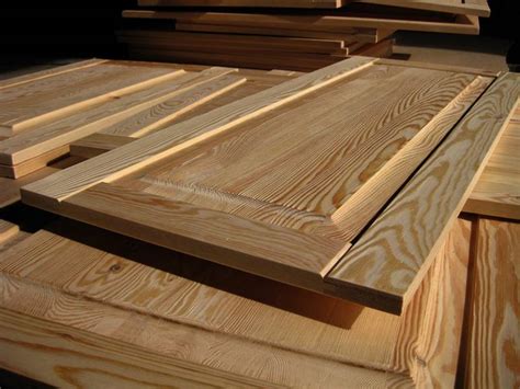 Двери мебельные фасадные деревянные - 90 фото